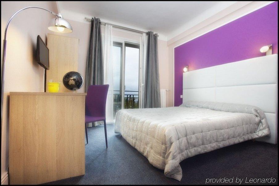 Hotel Le Berry Saint-Nazaire Esterno foto