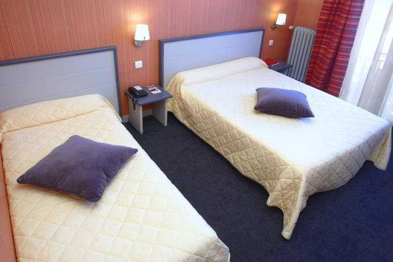 Hotel Le Berry Saint-Nazaire Esterno foto